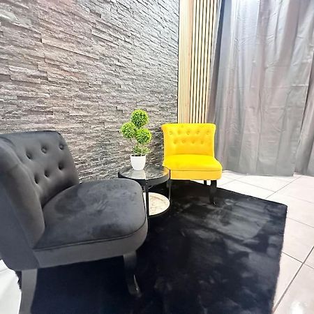 E Servagnat T3 Luxe Avec Sauna Jacuzzi Et Hammam 埃佩尔奈 外观 照片